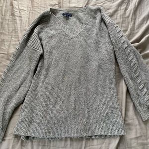 AE grey knit sweater